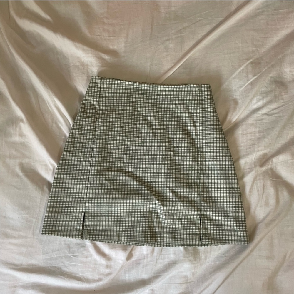 BRANDY MELVILLE JOHN GALT PLAID GREEN MINI SKIRT